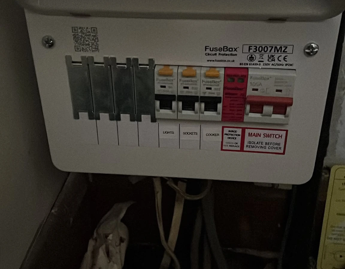 Compact consumer unit with surge protection and labelled circuits